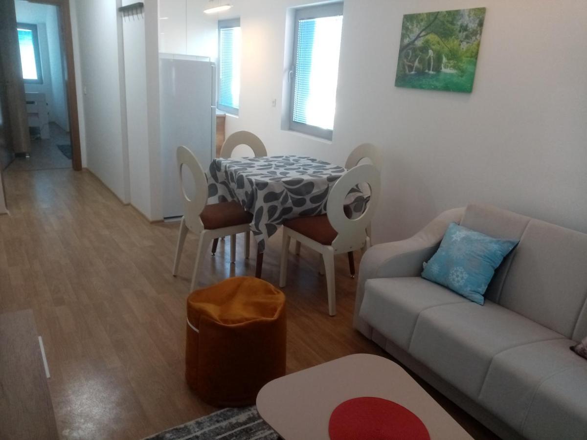 Flamanita Apartments Skopje Buitenkant foto