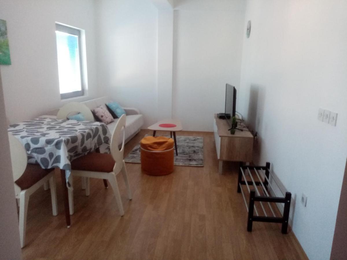 Flamanita Apartments Skopje Buitenkant foto